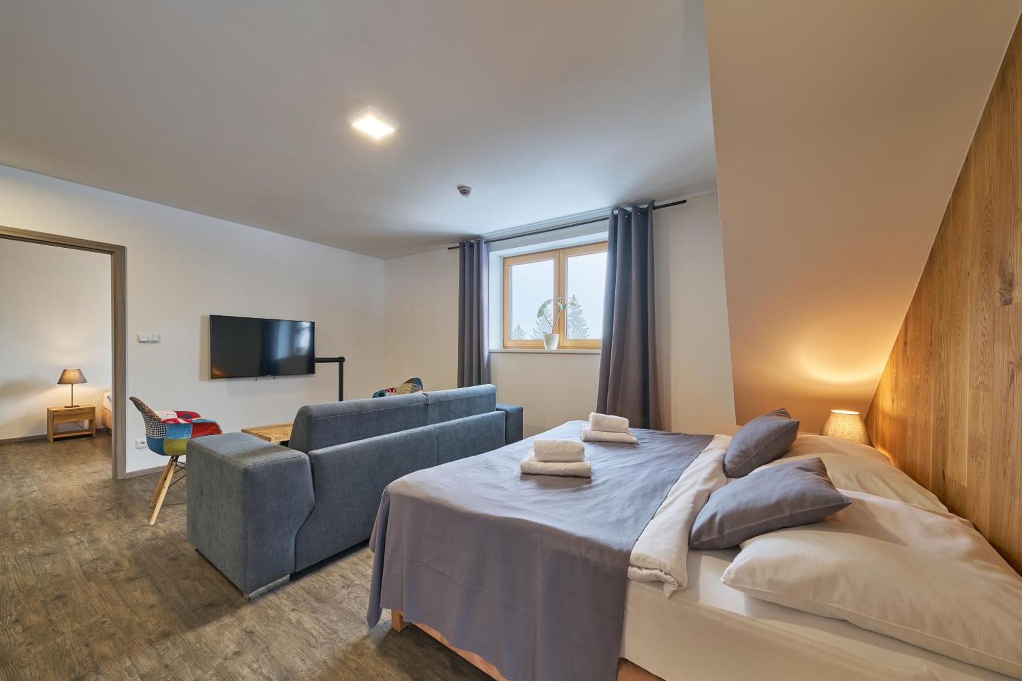 Hotel Obzor Pec pod Snezkou Luaran gambar