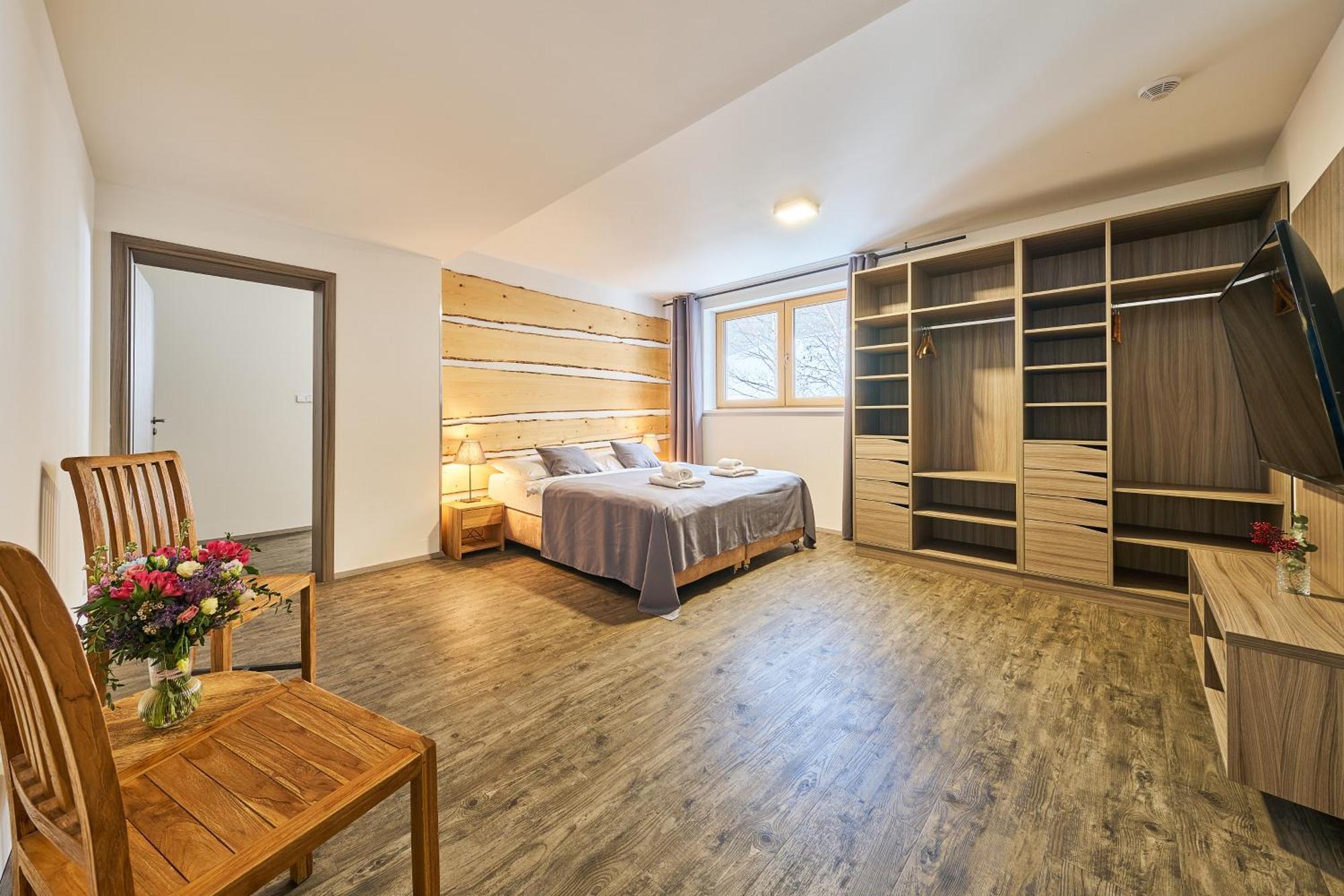 Hotel Obzor Pec pod Snezkou Luaran gambar
