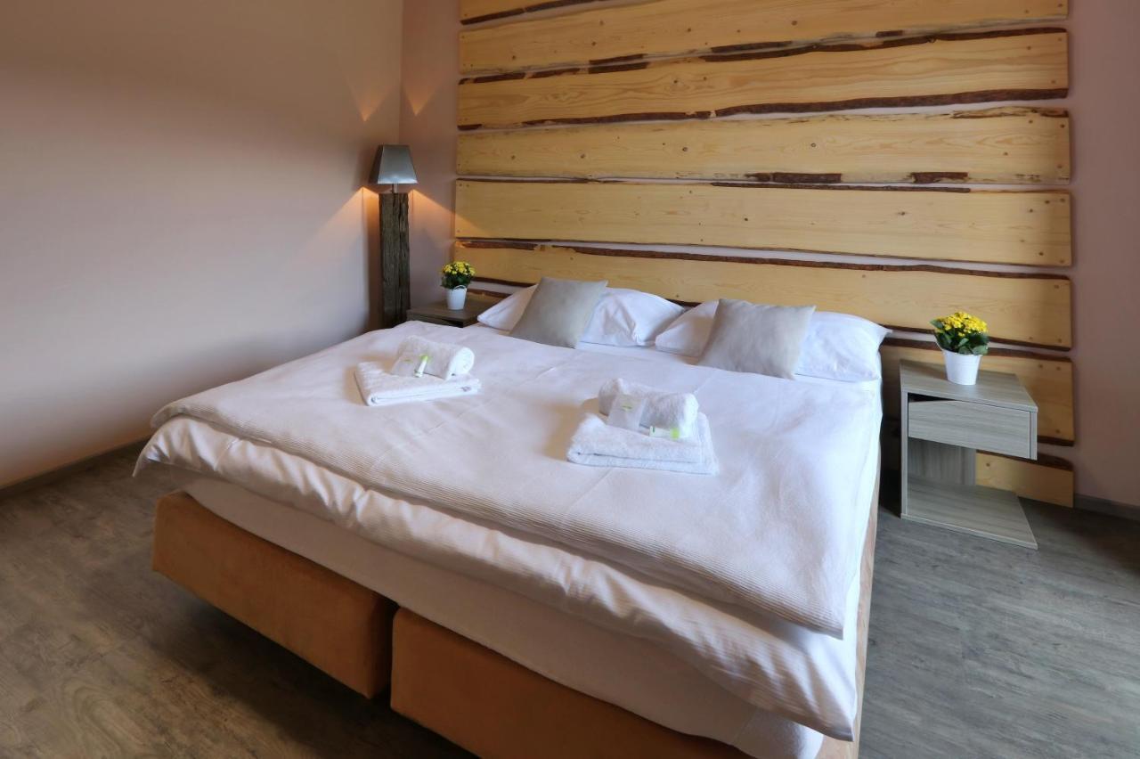 Hotel Obzor Pec pod Snezkou Luaran gambar
